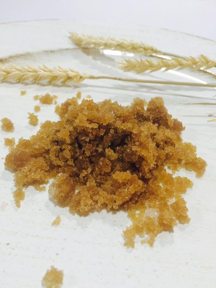 A jar of Honey & Vanilla Brown Sugar Scrub from Humble Bee Farms. Honey & Vanilla Brown Sugar Scrub is a gentle exfoliator, perfect for your face or those with sensitive skin.